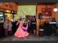 Bál hasičů zpestřilo krásné předtančení